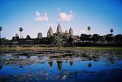 13 days/12 nights - Phnom Penh/Kratie/Rattanikiri/KompungCham/KompungThom/Siem  Reap