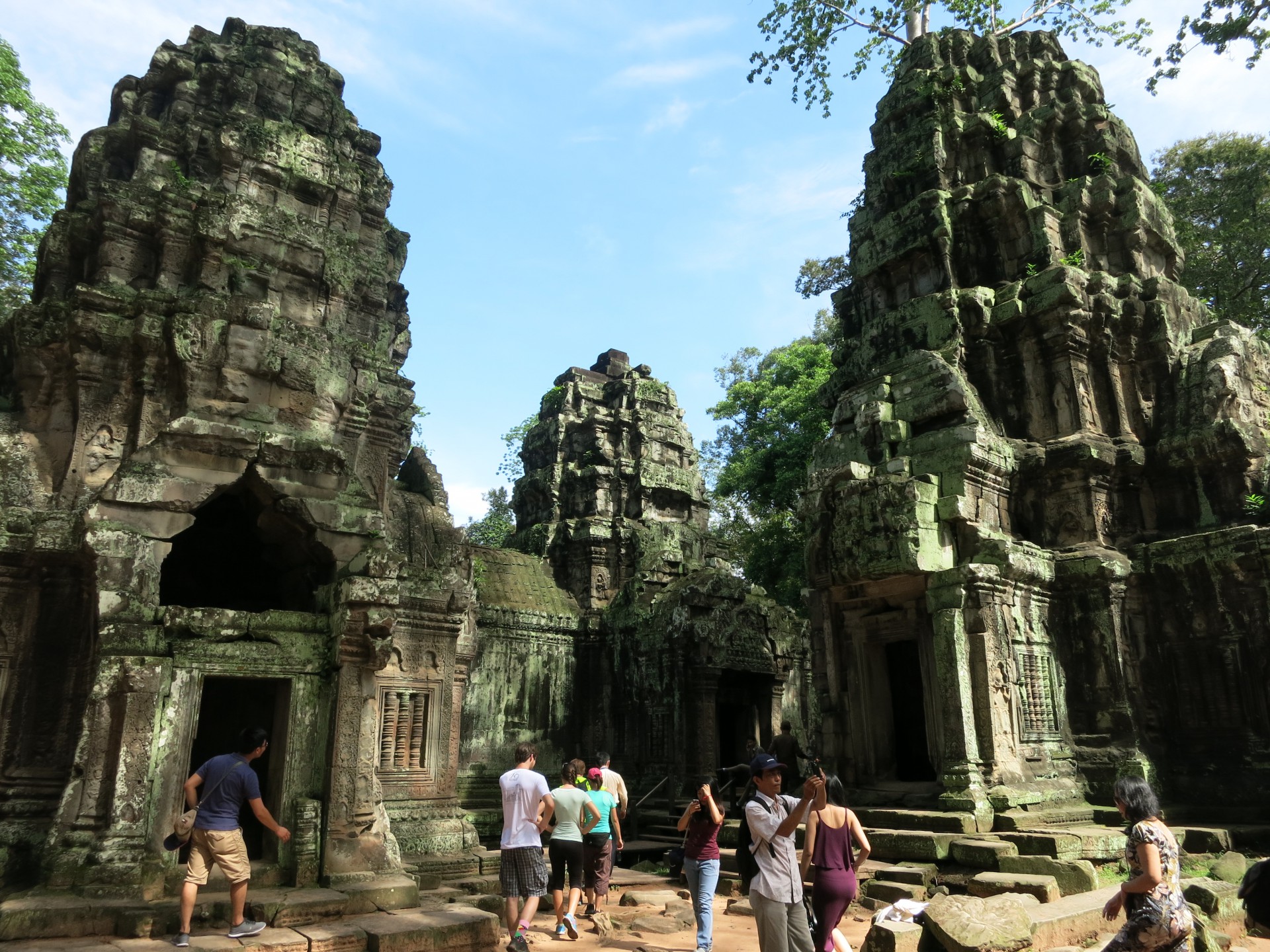 8 days / 7 nights - Phnom Penh - Siem Reap - Sihanoukvill - Koh Rong